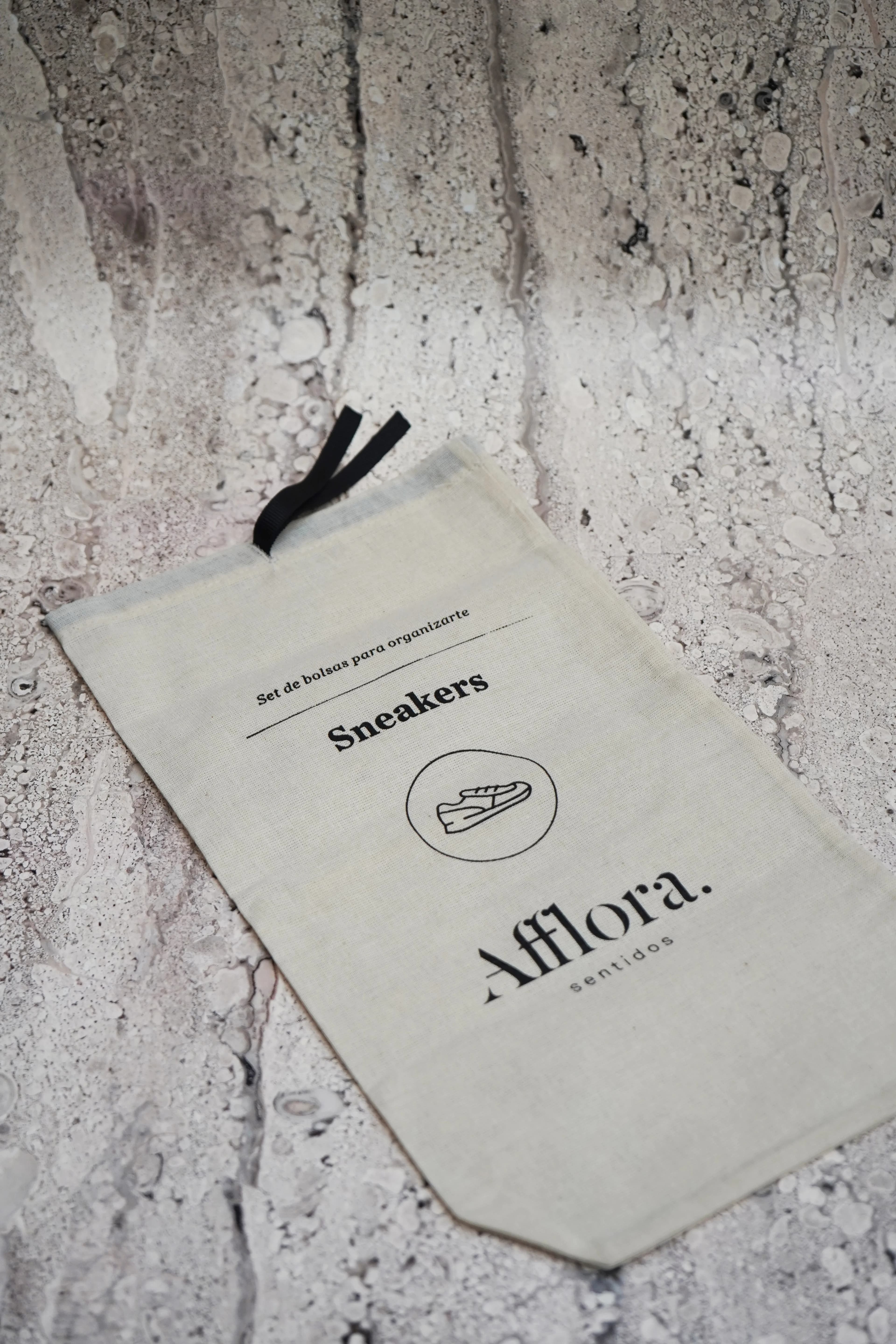 Set Viaje — Sneakers bag Afflora